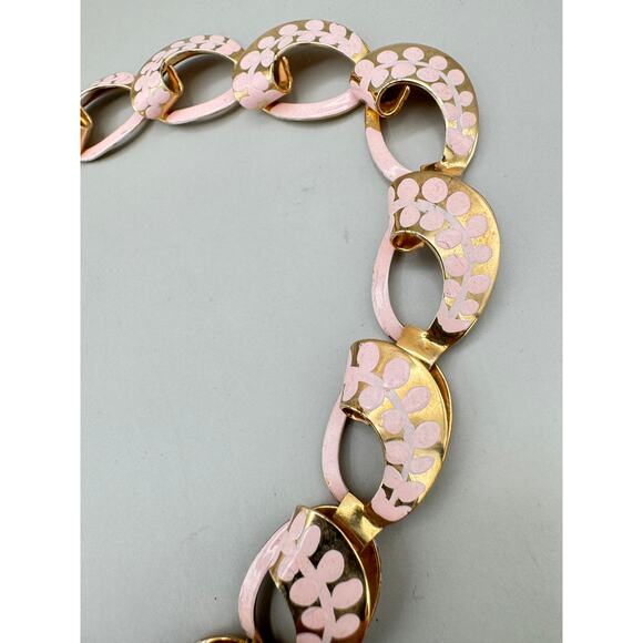 Vintage Pink Painted Floral Design and Gold Tone Link Choker Necklace - Picture 5 of 8